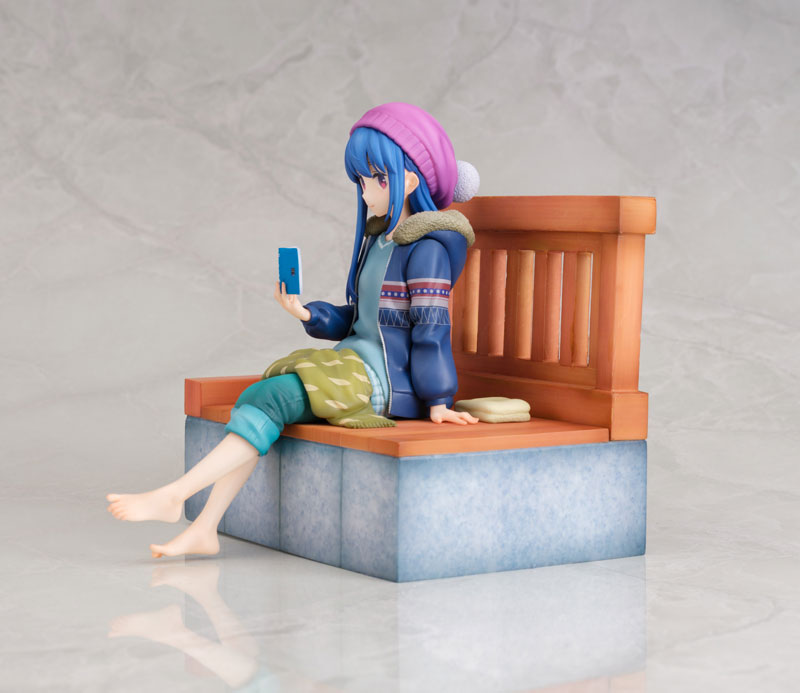 Figurine Yuru Camp - Rin Shima - Ver. Foot Bath - AmiAmi