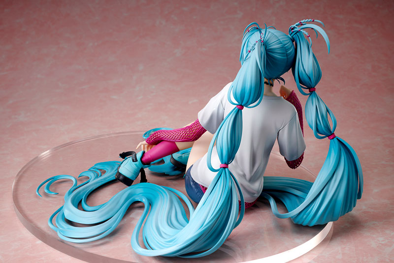 Figurine Vocaloid - Hatsune Miku - Ver. The Latest Street Style "Cute" - 1/4 - Stronger