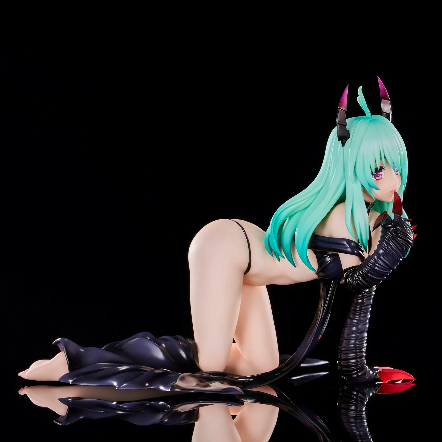 Figurine To LOVE Ru Darkness - Run Elsie Jewelria - Ver. Darkness - 1/6 - Union Creative