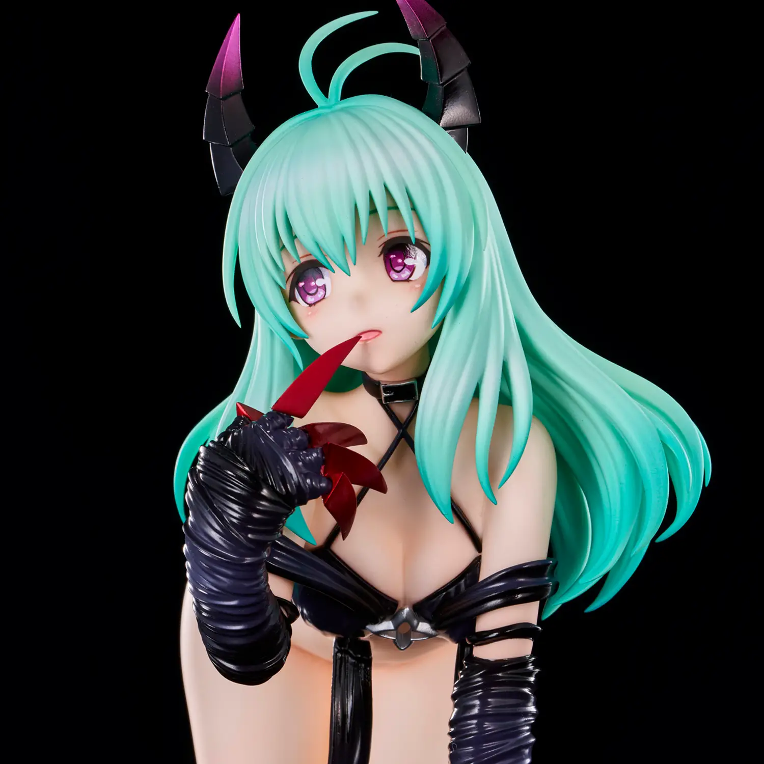 Figurine To LOVE Ru Darkness - Run Elsie Jewelria - Ver. Darkness - 1/6 - Union Creative