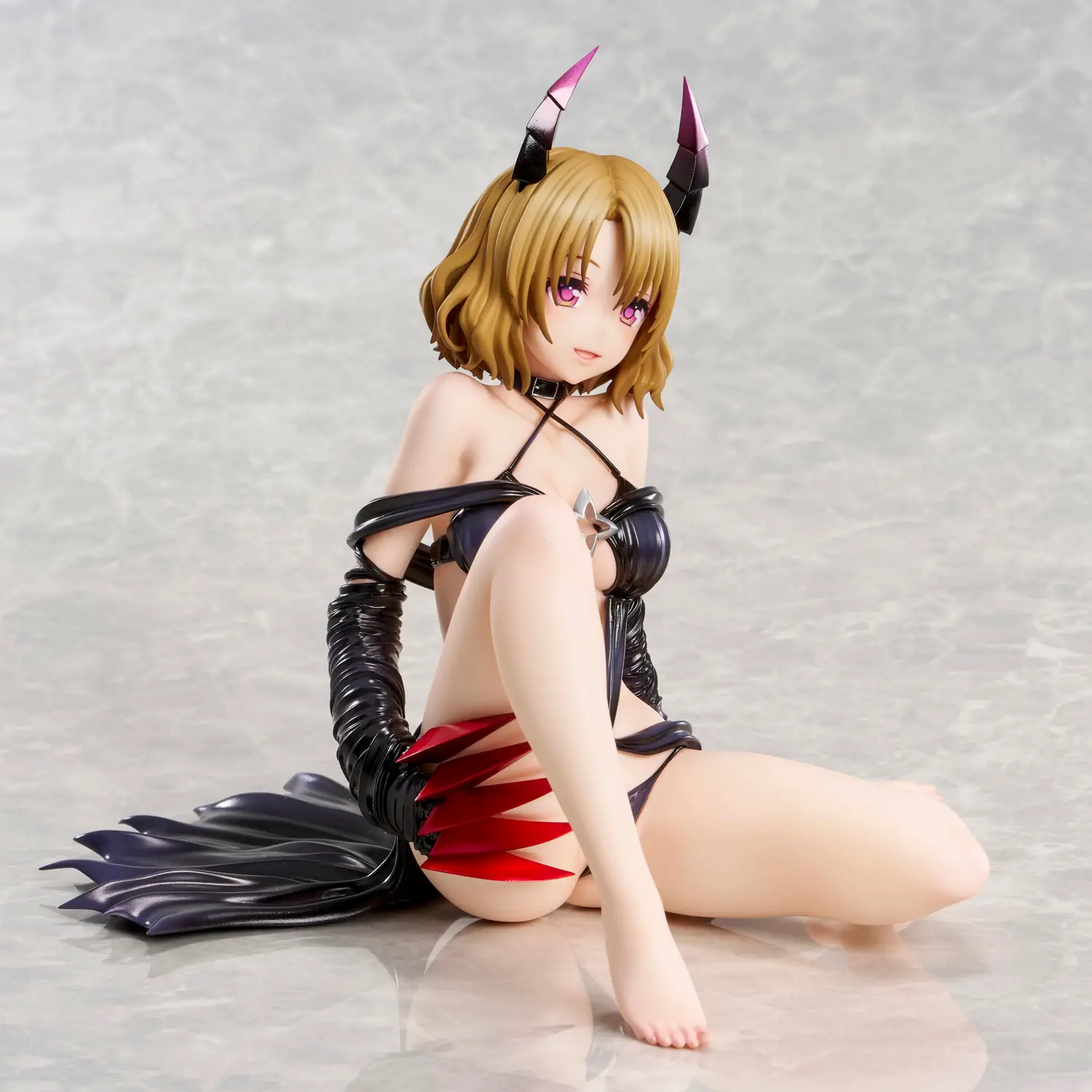 Figurine To LOVE Ru Darkness - Risa Momioka - Ver. Darkness - 1/6 - Union Creative