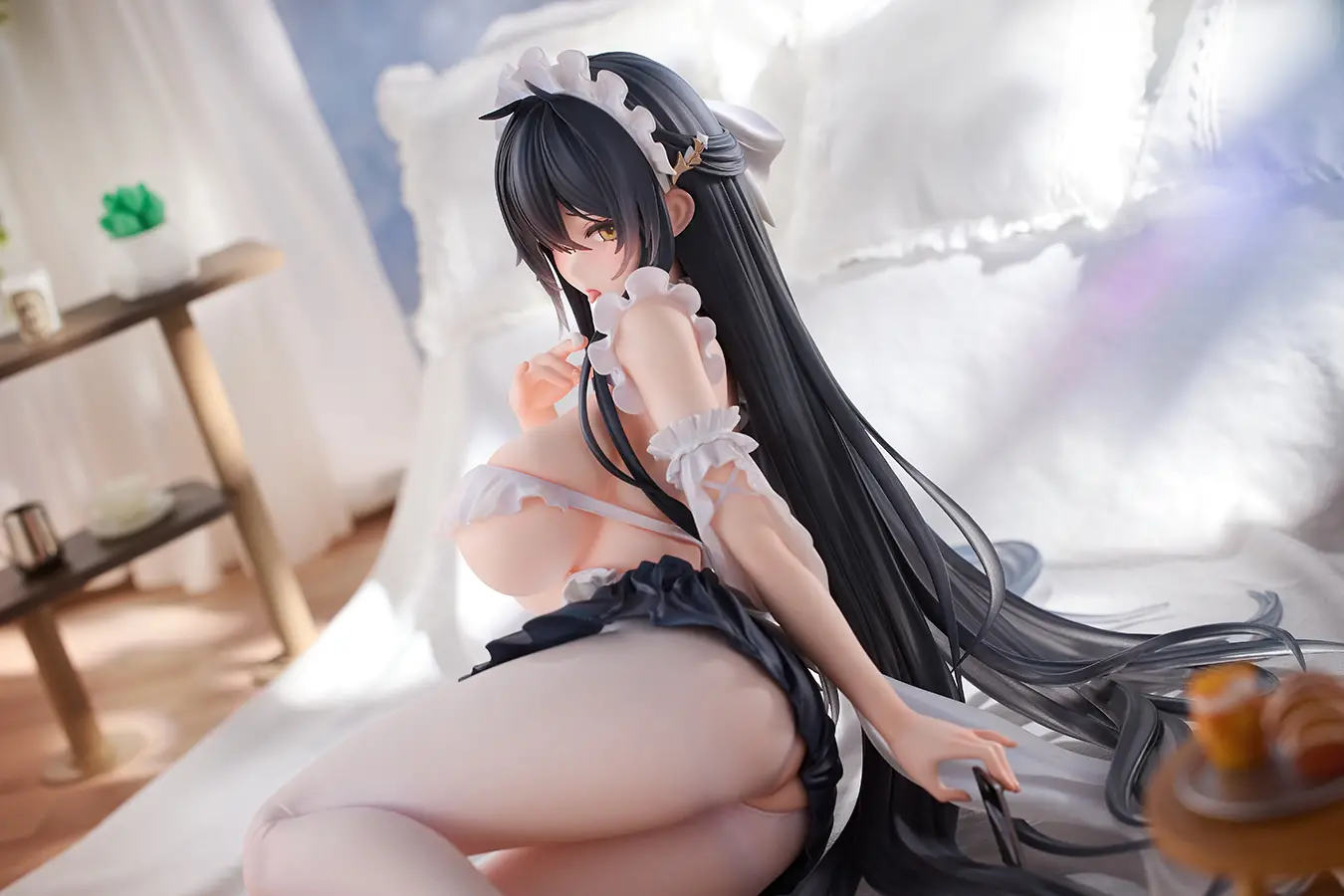 Figurine Azur Lane - Indomitable - Ver. Ms. Motivationless Maid - 1/4 - Alphamax