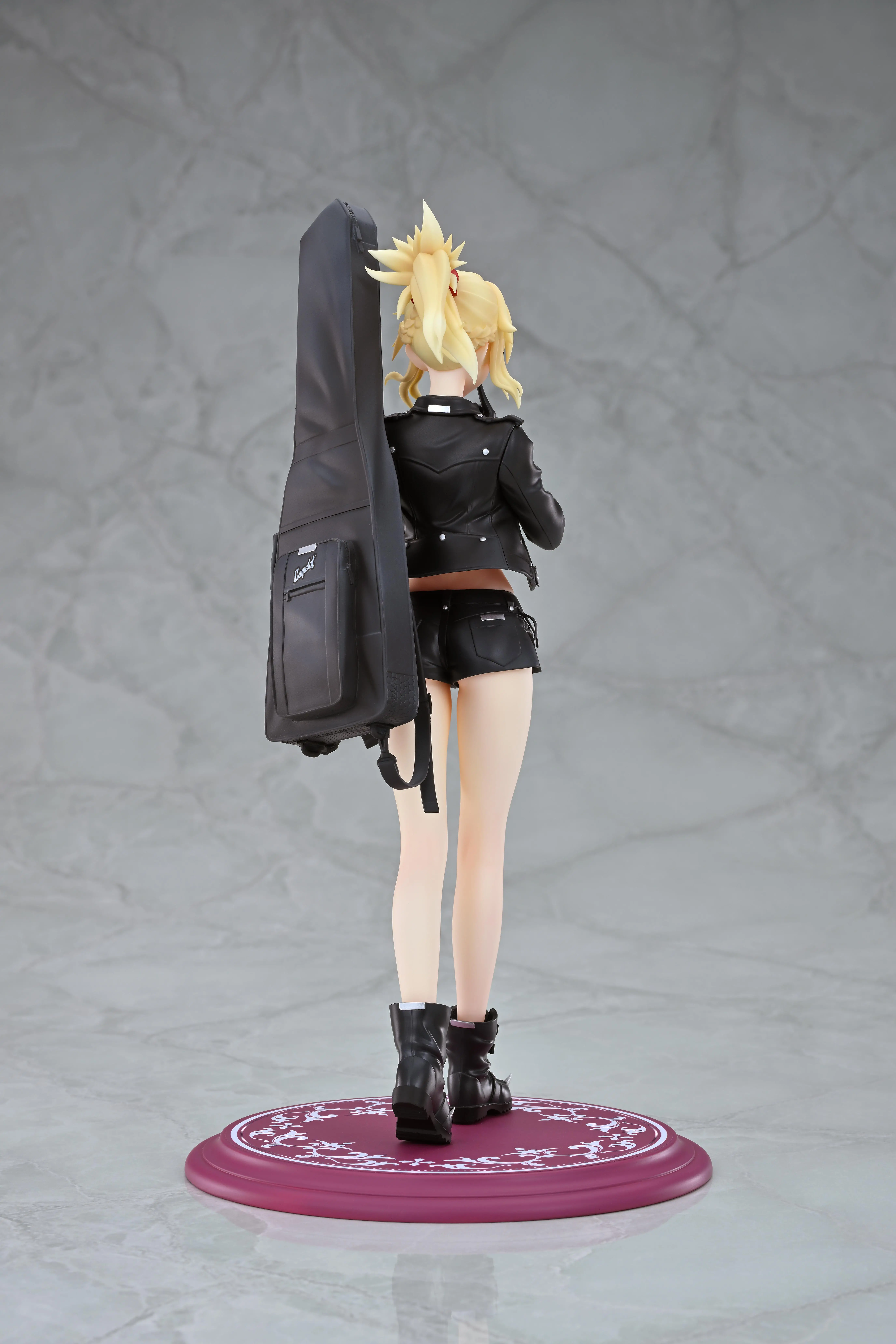 Figurine Fate/Apocrypha - Saber of Red/Mordred - Ver. Original Glasses Model - 1/7 - Wanderer