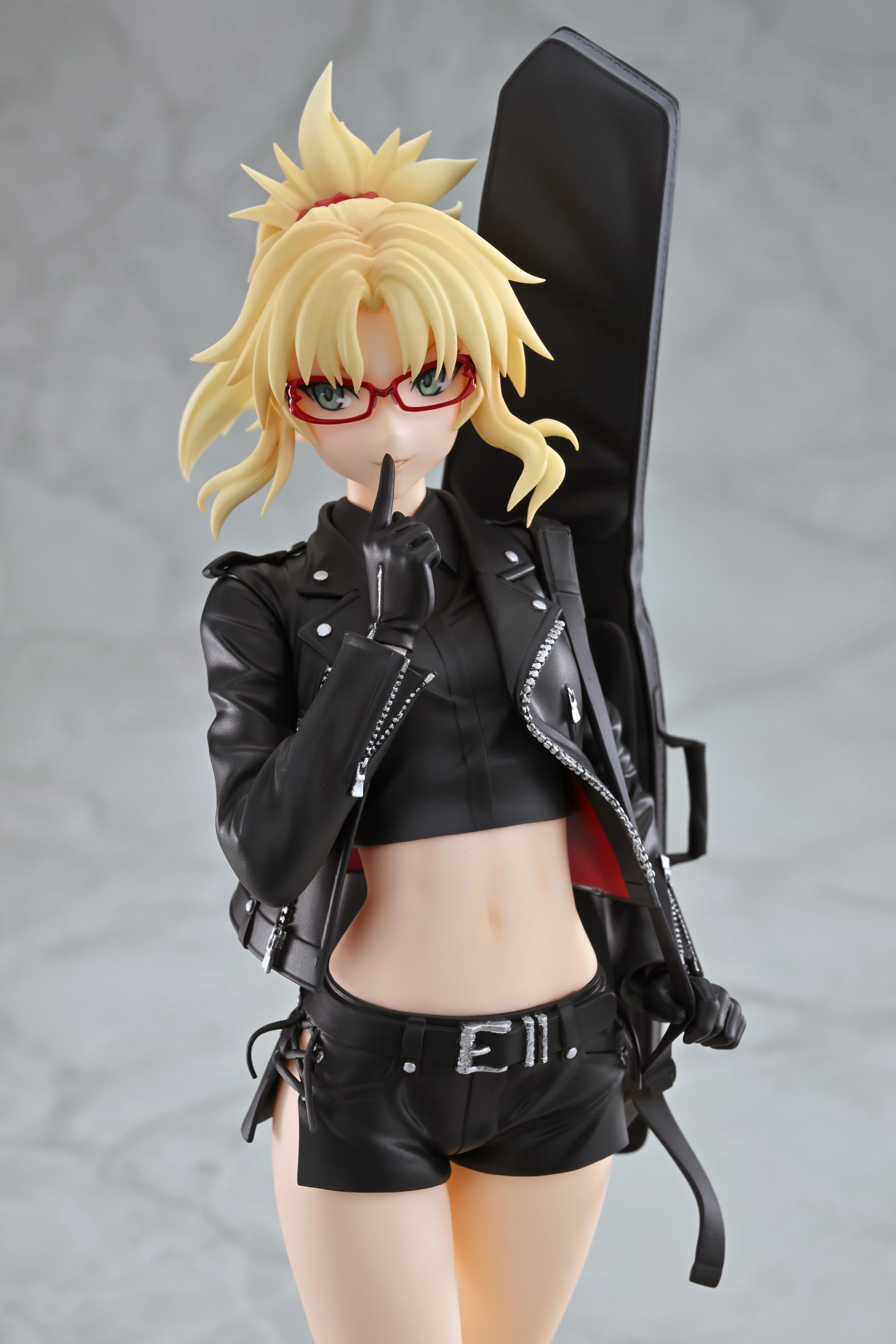 Figurine Fate/Apocrypha - Saber of Red/Mordred - Ver. Original Glasses Model - 1/7 - Wanderer