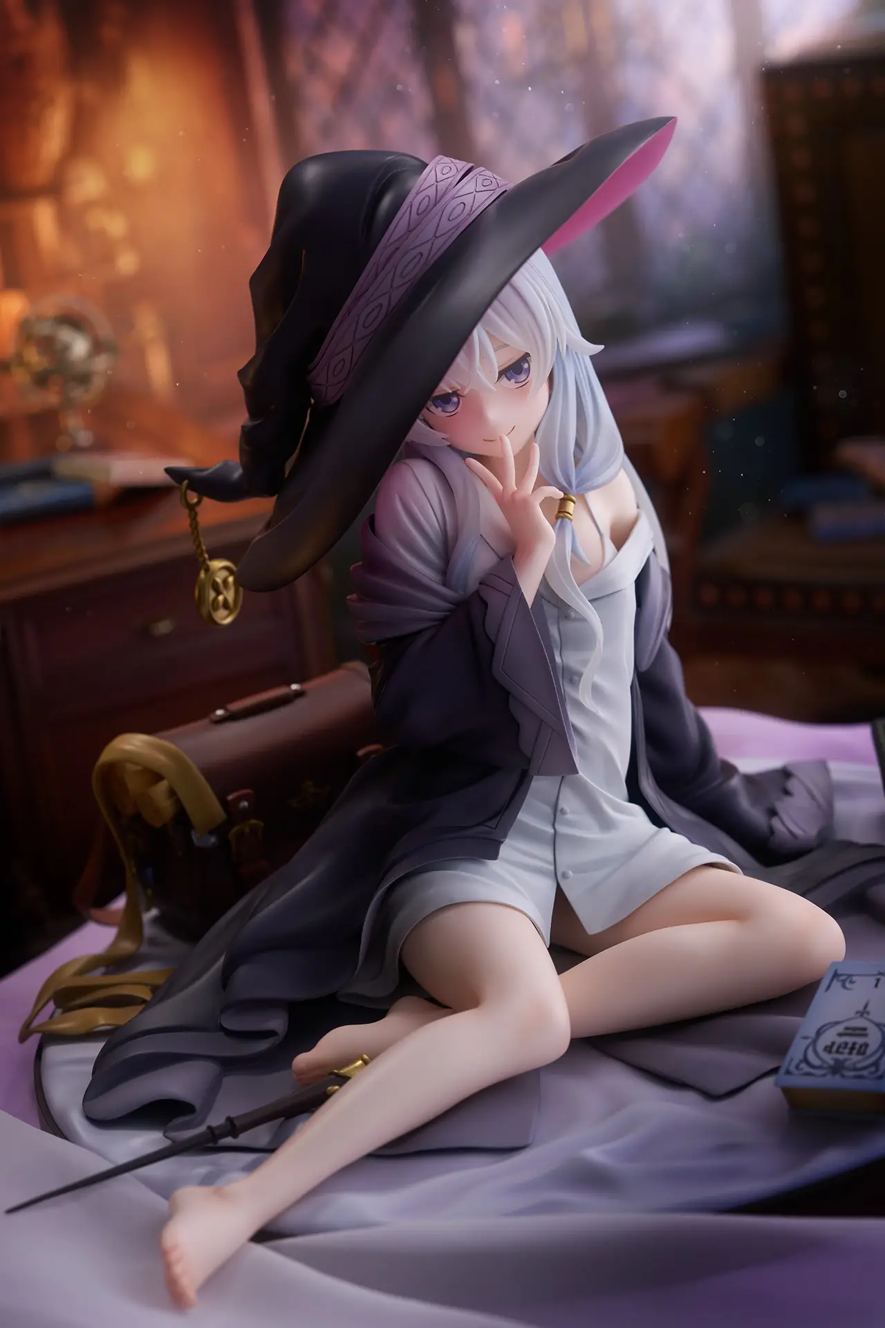 Figurine Majo no Tabitabi - Elaina - Ver. Rest - 1/6 - Spiritale