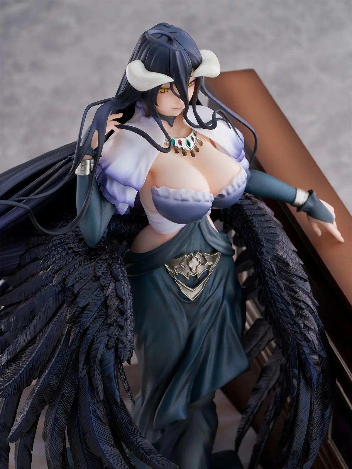 Figurine Overlord - Albedo - Ver. Shikkoku no Dress - Shibuya Scramble Figure - Alpha Satellite eStream
