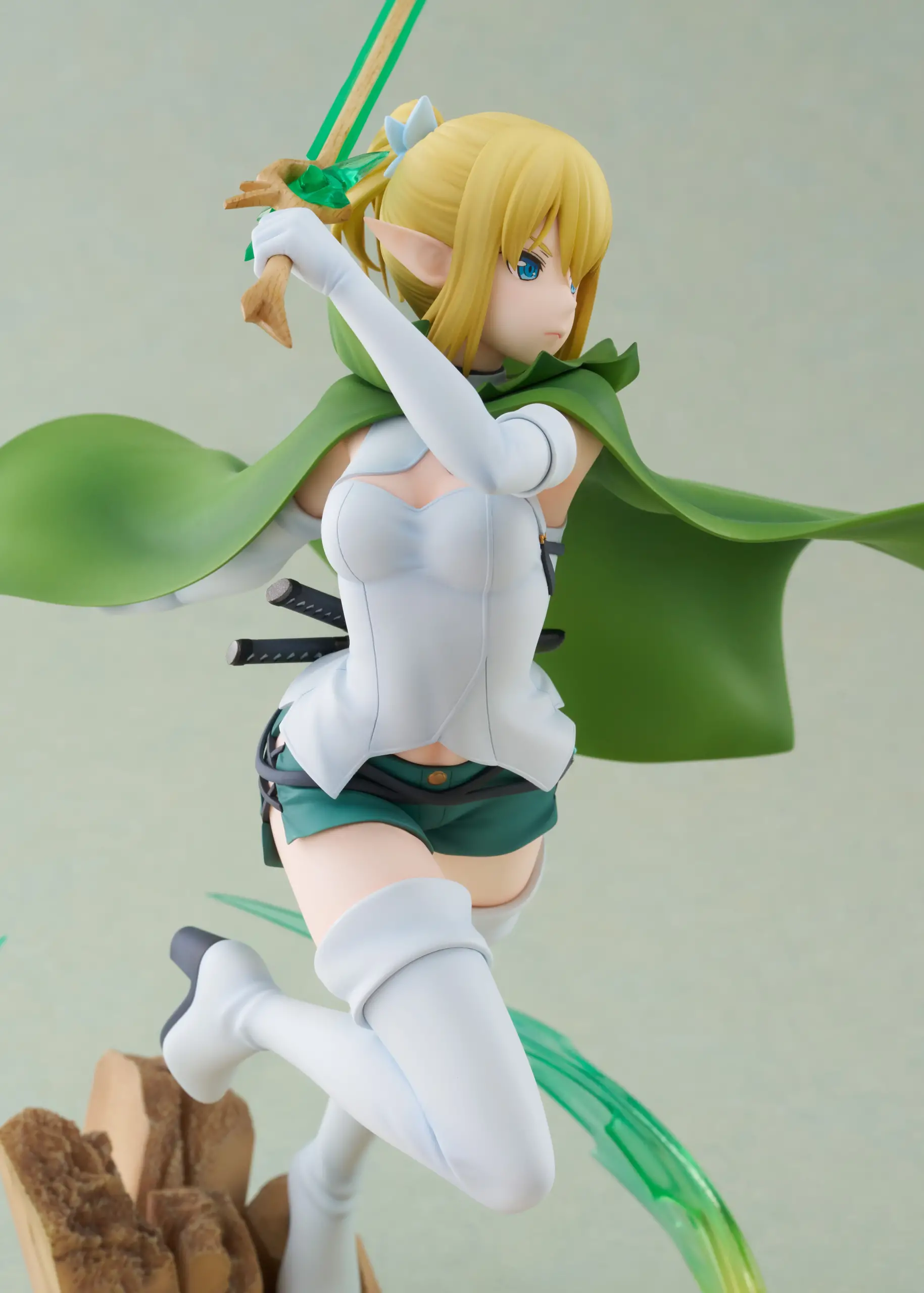 Figurine DanMachi: La Légende des Familias - Ryuu Lion - Ver. Level 6 - 1/7 - Alice Glint