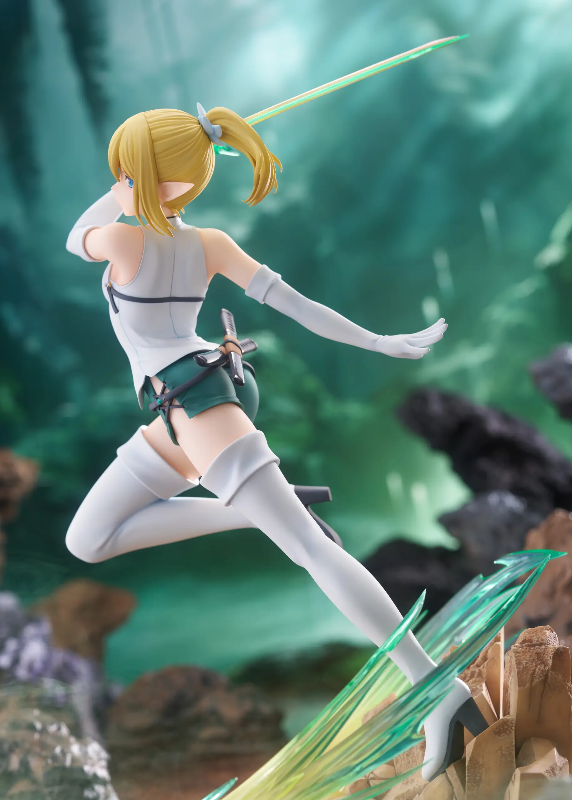 Figurine DanMachi: La Légende des Familias - Ryuu Lion - Ver. Level 6 - 1/7 - Alice Glint