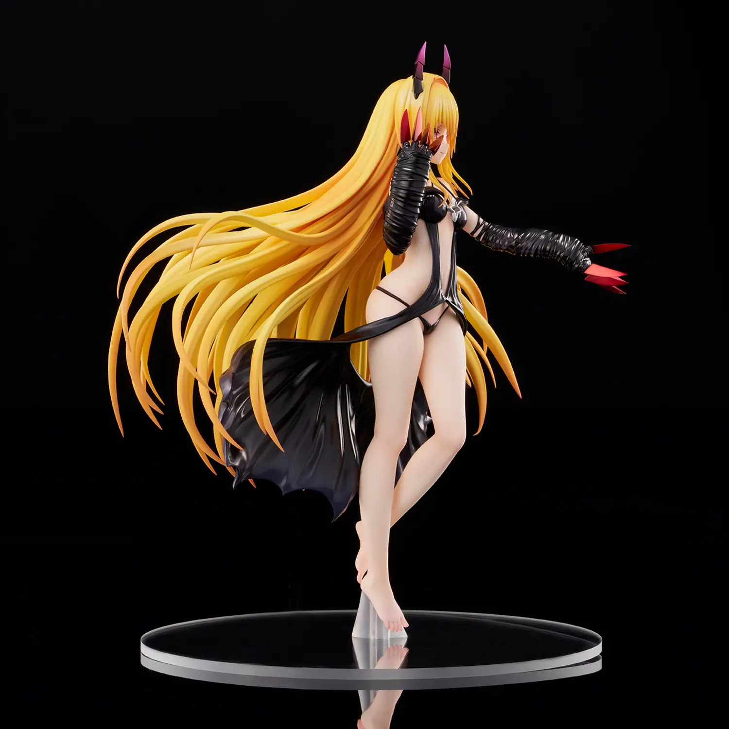 Figurine To LOVE Ru Darkness - Golden Darkness - Ver. Darkness - 1/6 - Union Creative