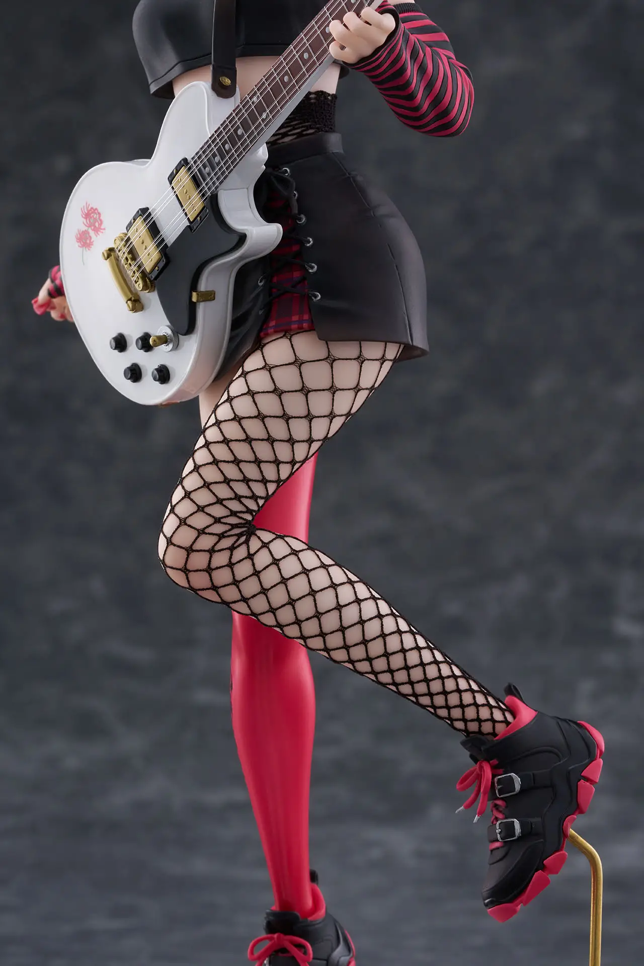 Figurine Lycoris Recoil - Chisato Nishikigi - Ver. Band - 1/7 - Spiritale