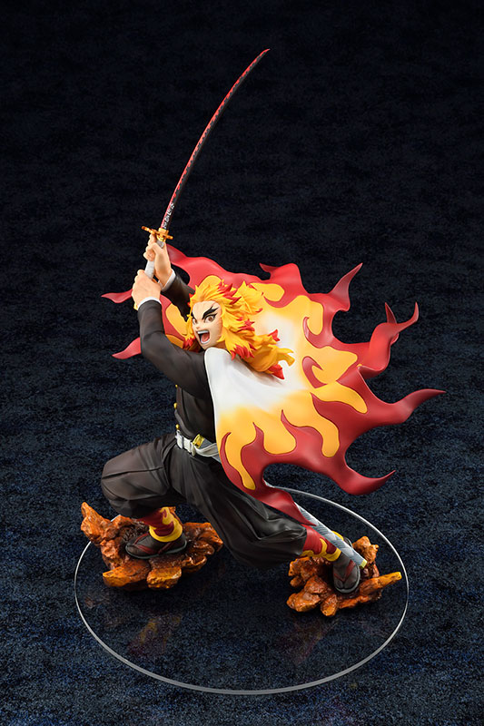 figurine-Kimetsu-no-yaiba-Kyojuro-Rengoku-bellfine